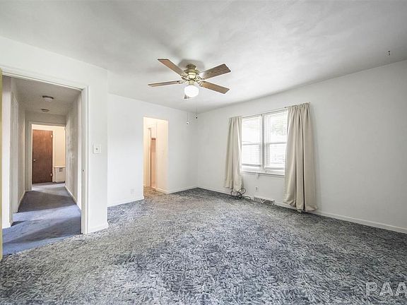 5th image of 1317 W Crestwood Dr