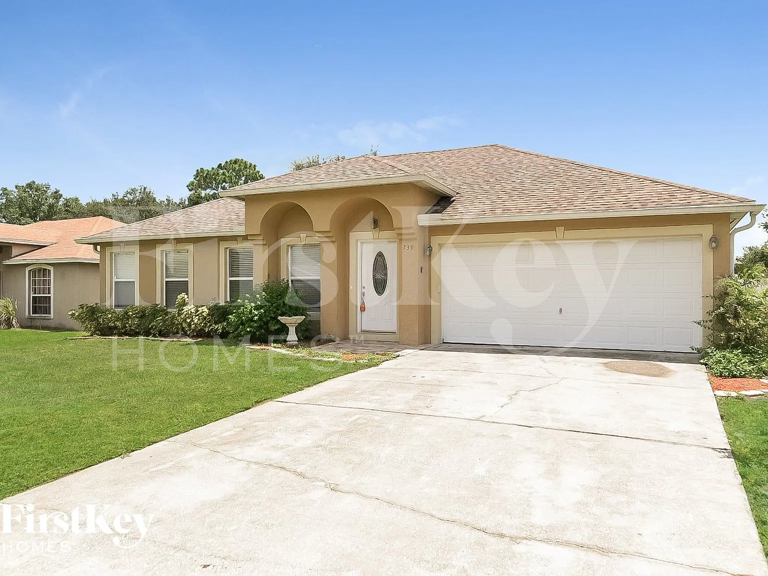 4 bed, 2.0 bath, 2148 sqft, $2,135 — Photo 2