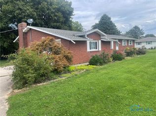 28559 Ayersville Pleasant Bend Rd, Defiance, OH 43512