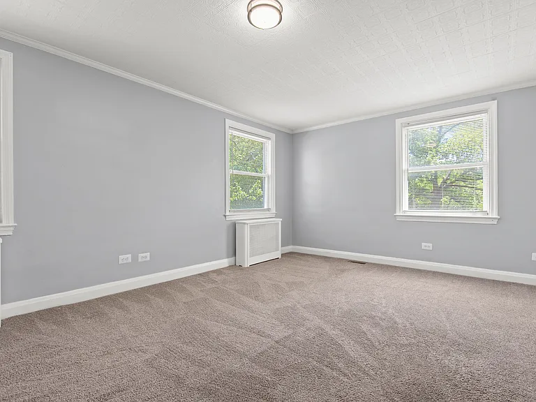 2600 N Longwood St — Photo 28