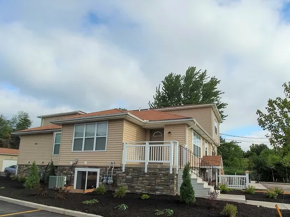 240 Miller Rd APT 5, Getzville, NY 14068