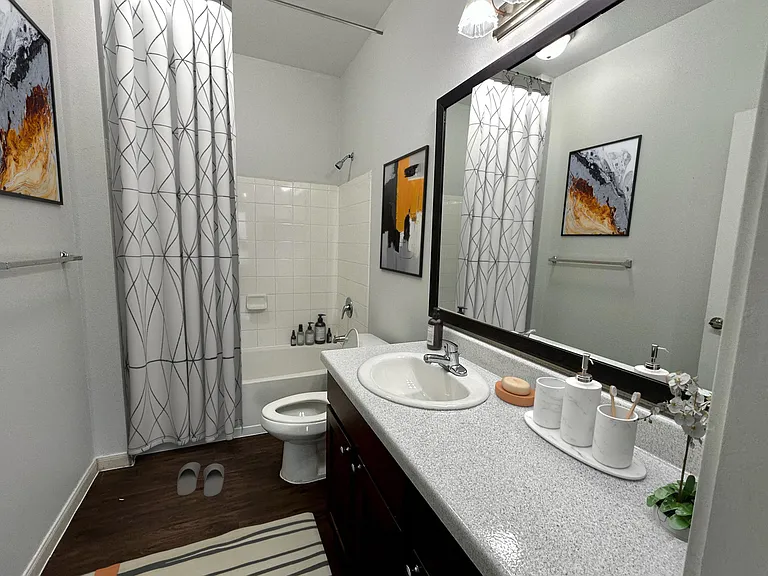 320 S Stewart Blvd — Photo 39