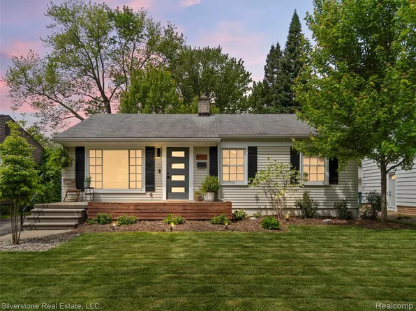 4707 Woodland Ave, Royal Oak, MI 48073