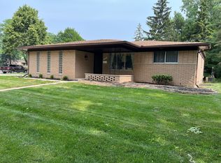 4732 Alton Dr, Troy, MI 48085