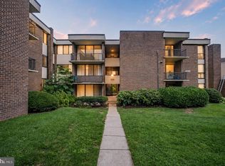 2005 Coleridge Dr #13-101, Silver Spring, MD 20902