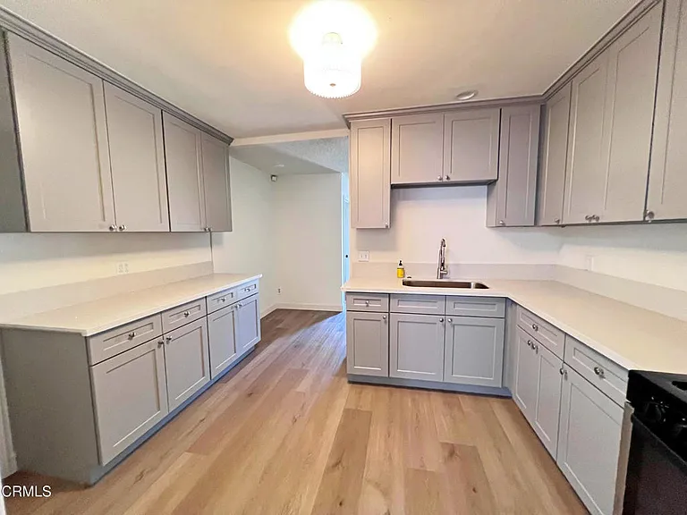 5612 Glickman Ave — Photo 5