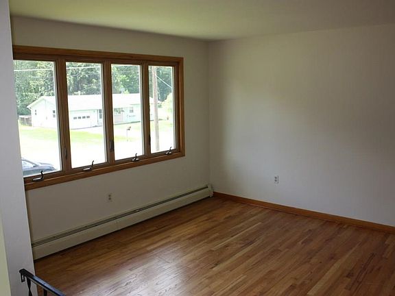 3rd image of 223 Schepps Ln
