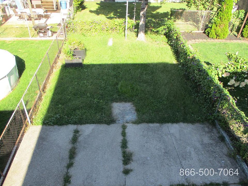 2nd image of 251 Maple St #1