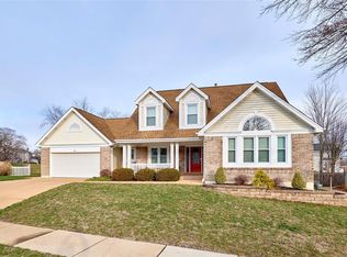 417 Oriole Hill Ct, Grover, MO 63040