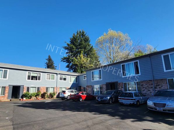30 SE 60th Ave APT 5