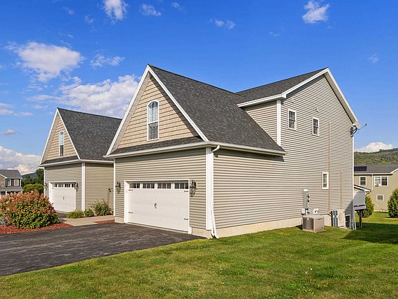 4th image of 952 Harbor View Drive