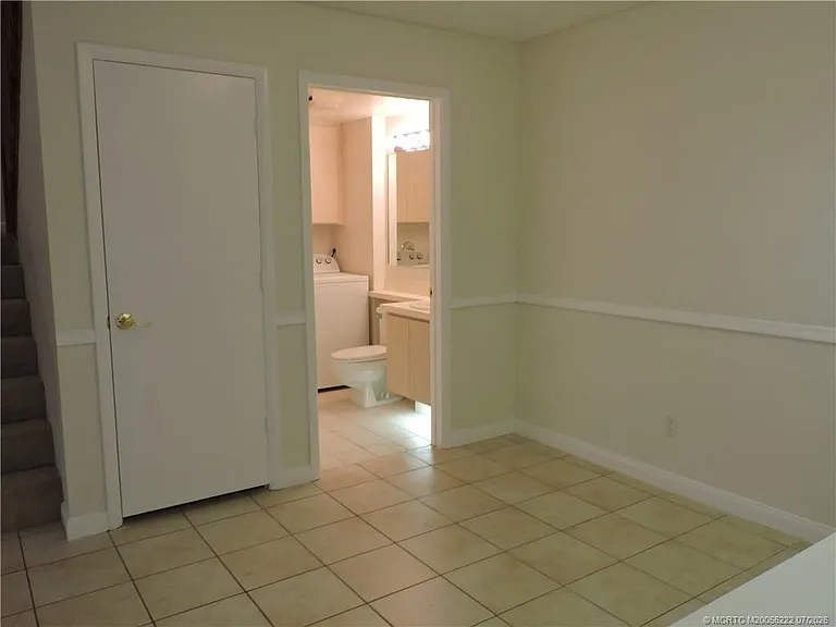 2865 SW Lakemont Pl — Photo 10