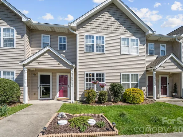 43 Stafford Ct, Fletcher, NC 28732