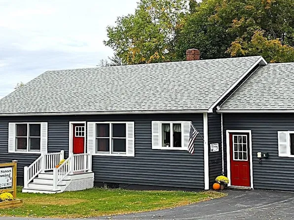106 Sunset Terrace, Derby, VT 05830