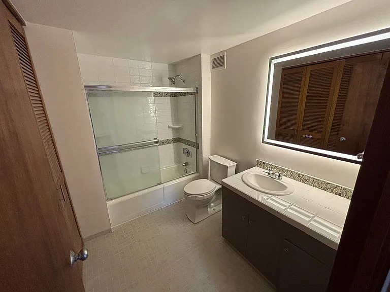 1350 Ala Moana Blvd #508 — Photo 6