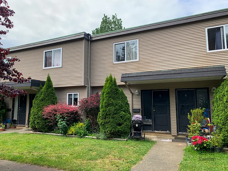 1060 Willemar Ave — Photo 13