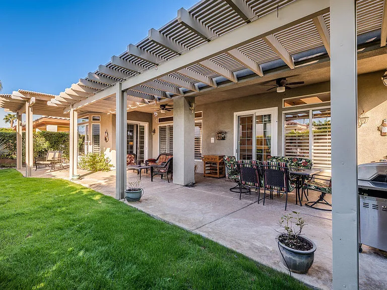 80571 Hoylake Dr — Photo 30