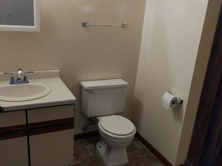 2908 Birch St #12 — Photo 3