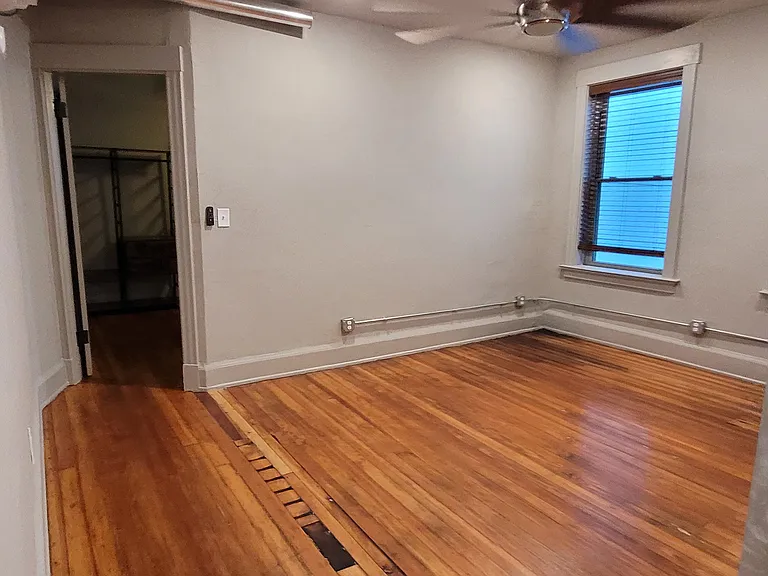 12 W Court St #7 — Photo 15
