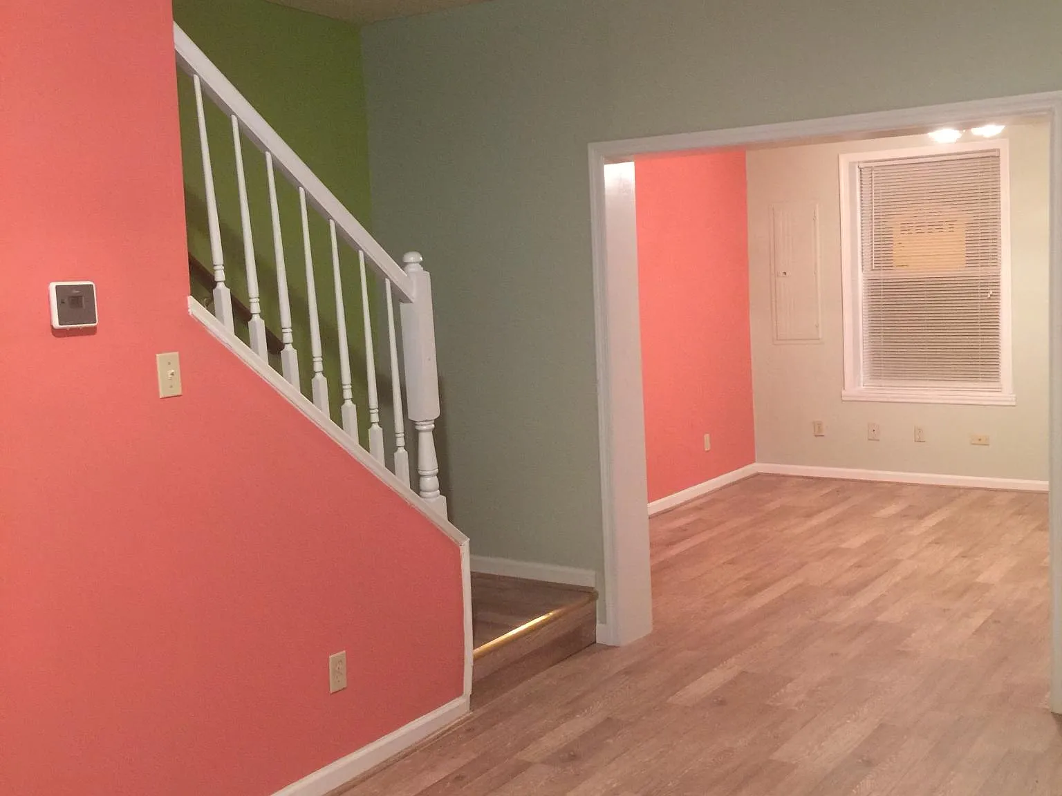 3 bed, 1300 sqft, $1,350 — Photo 2
