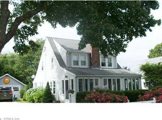 27 Whitecap Rd, Niantic, CT 06357