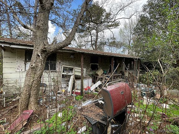 2nd image of 2588 Sandflat Rd