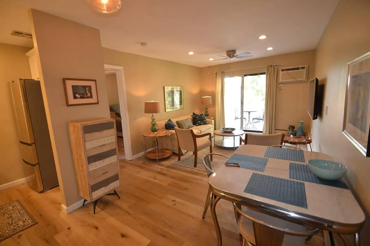1 bed, 600 sqft, $1,295 — Photo 1