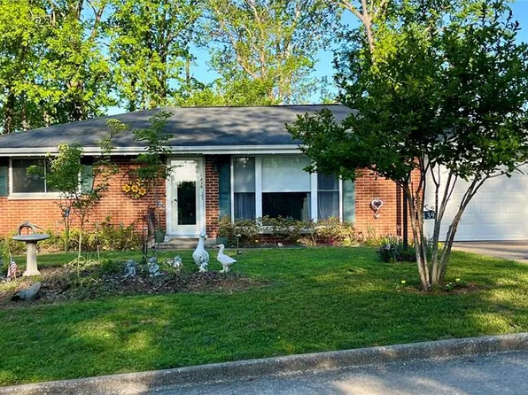 1439 Price Dr, Cape Girardeau, MO 63701