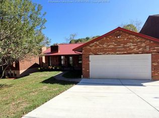 710 Christian Dr, Charleston, WV 25303