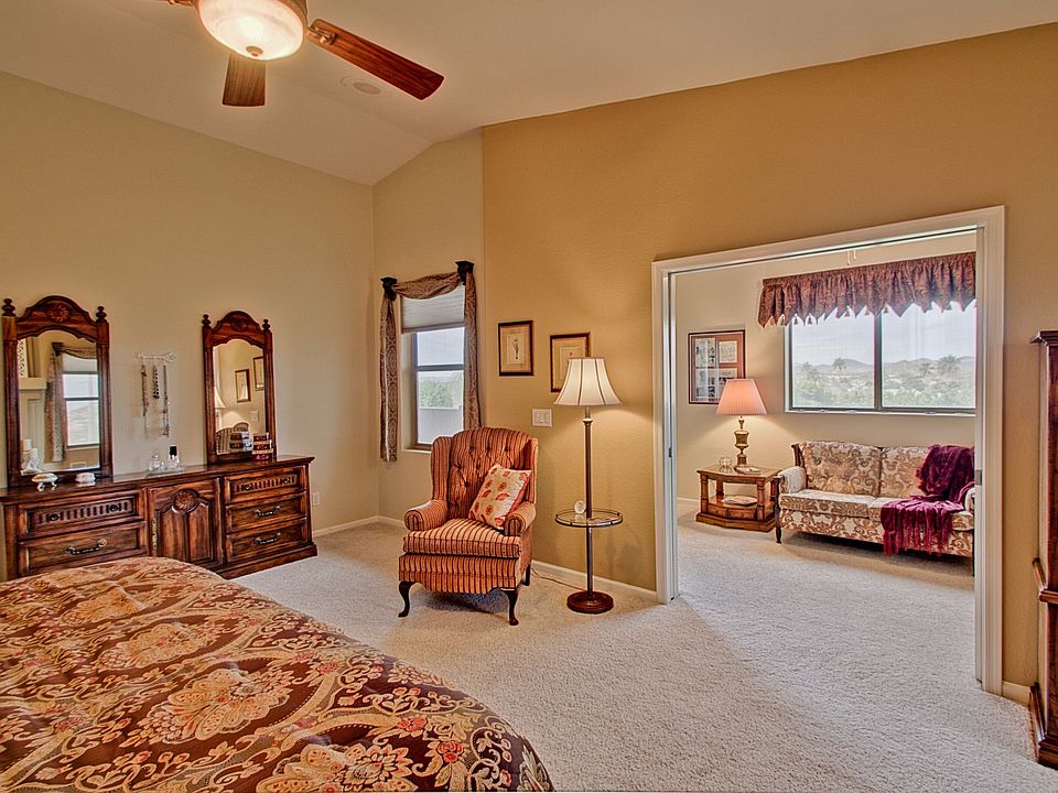 1st image of 1522 E Villa Theresa Dr