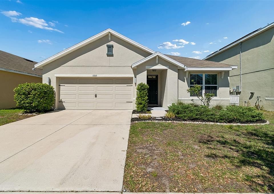 1st image of 11913 Ledbury Commons Dr