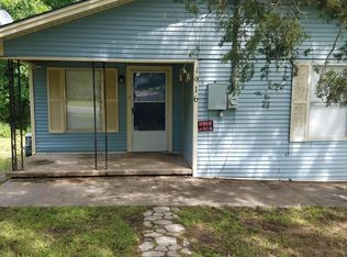 1916 B Ave, Denison, TX 75021