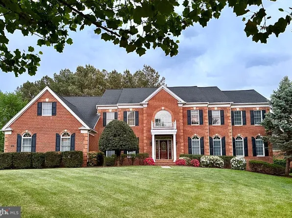 15051 Medinah Ct, Haymarket, VA 20169