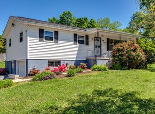 2109 Sanderson Rd, Knoxville, TN 37921