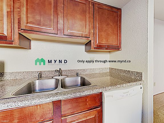3rd image of 4411 Alexis Dr Unit 447