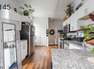308 W 6th St #7, Davenport, IA 52803