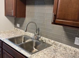 1131 Dunlop Ave APT 301, Forest Park, IL 60130