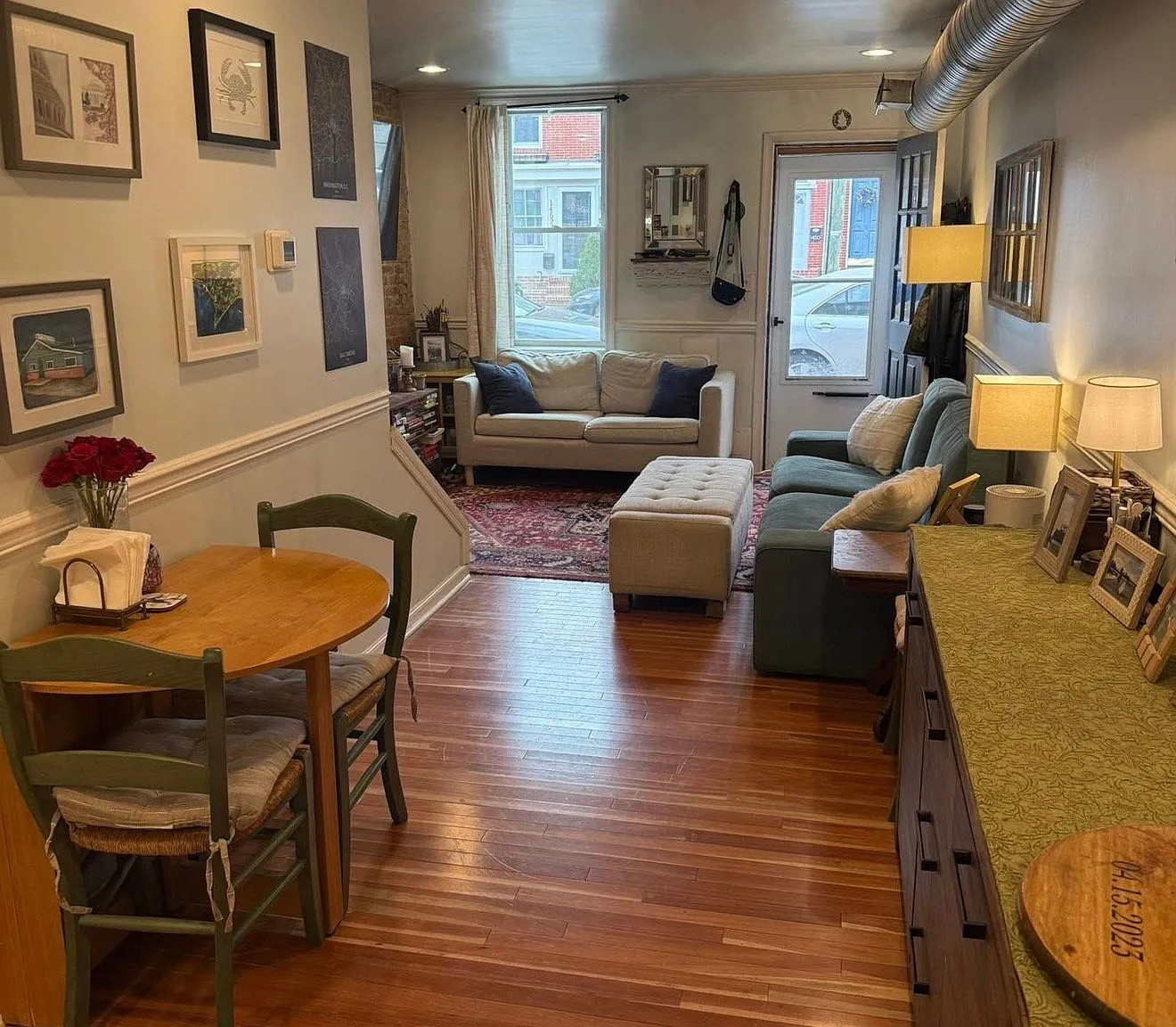 2 bedroom/2 bathroom rowhome in Locust Point! — Photo 4