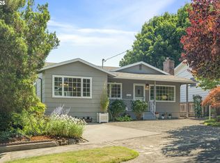 7520 SE Madison St, Portland, OR 97215