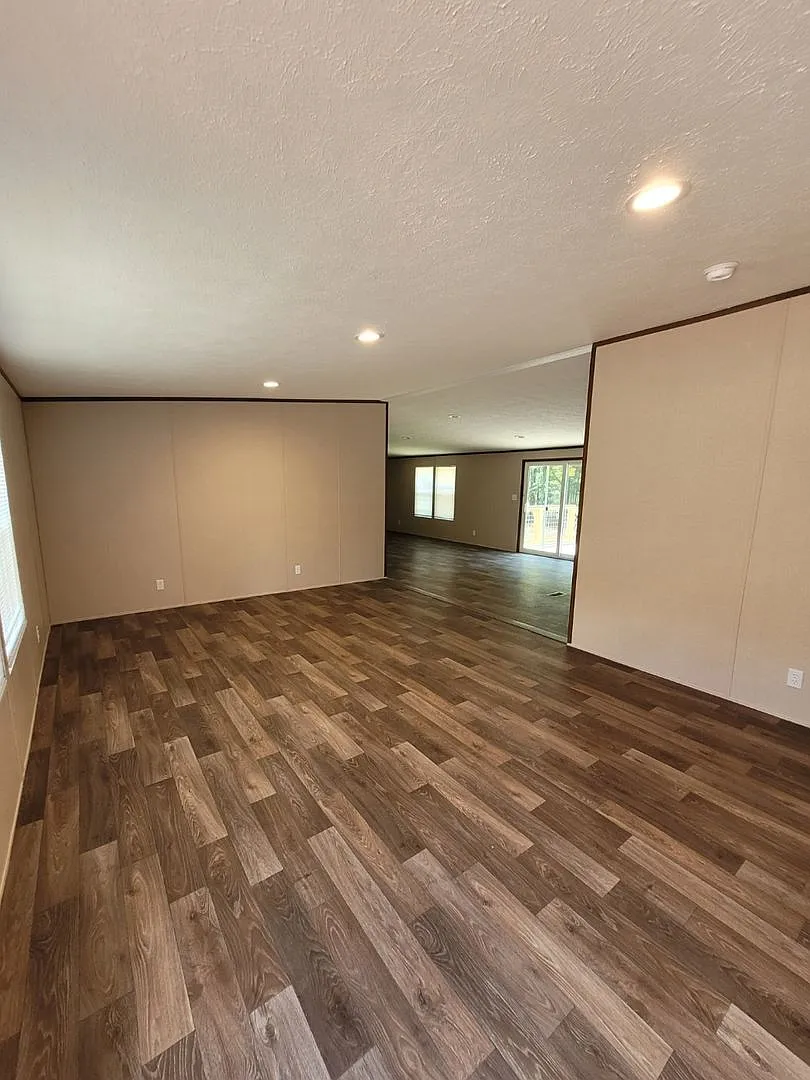 Franklin Co Royston, GA Four Bedroom and Two Bathroom Single Family Home — Photo 3