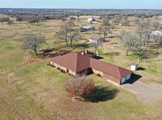 1184 County Road 200, Giddings, TX 78942