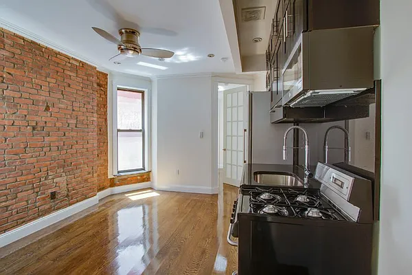 Rented by Centennial Properties NY | media 9