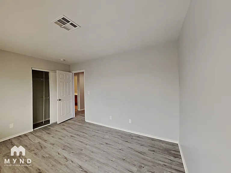 245 Farlin Cir — Photo 26