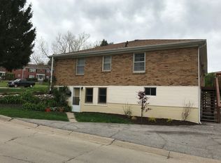 1923 1/2 S 38th St, Omaha, NE 68105