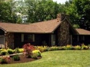 15281 N Old Centralia Ln, Mount Vernon, IL 62864