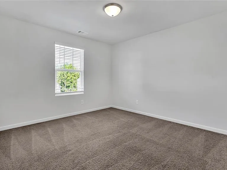 Darby Dr — Photo 19