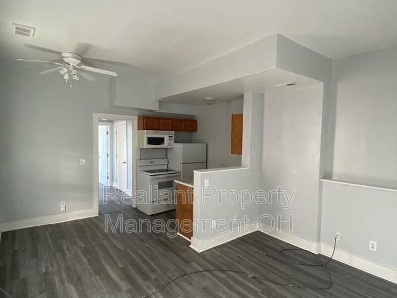 1st image of 3107 Colerain Ave Unit 2