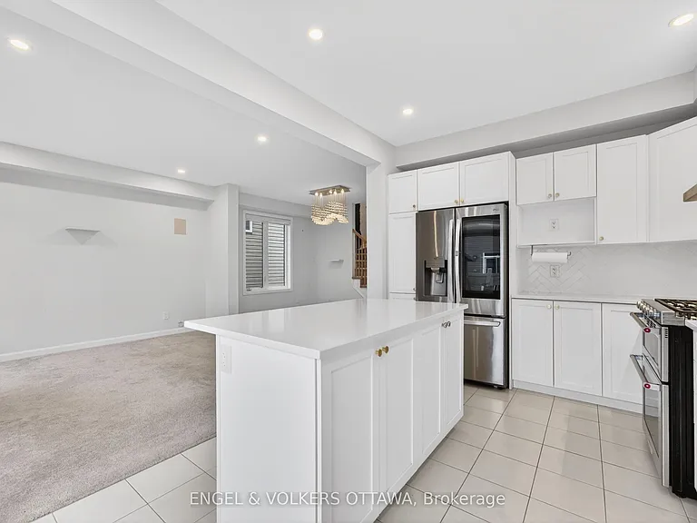 87 Coco Pl — Photo 13