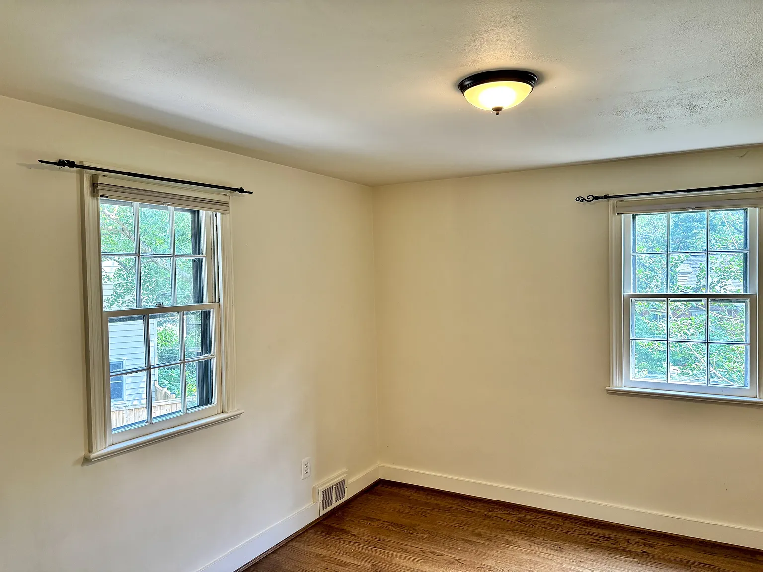 4601 Harvard Road - 3 — Photo 3