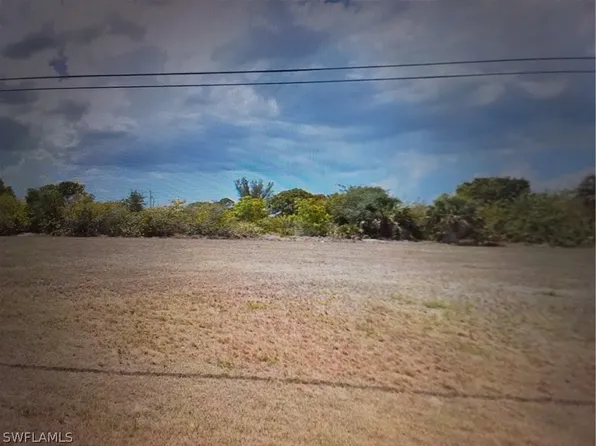 1426 NE 6th Ave, Cape Coral, FL 33909